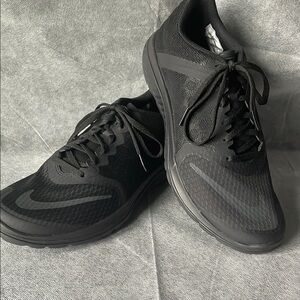 Nike Men's FS Lite Run 3 Shoes 10